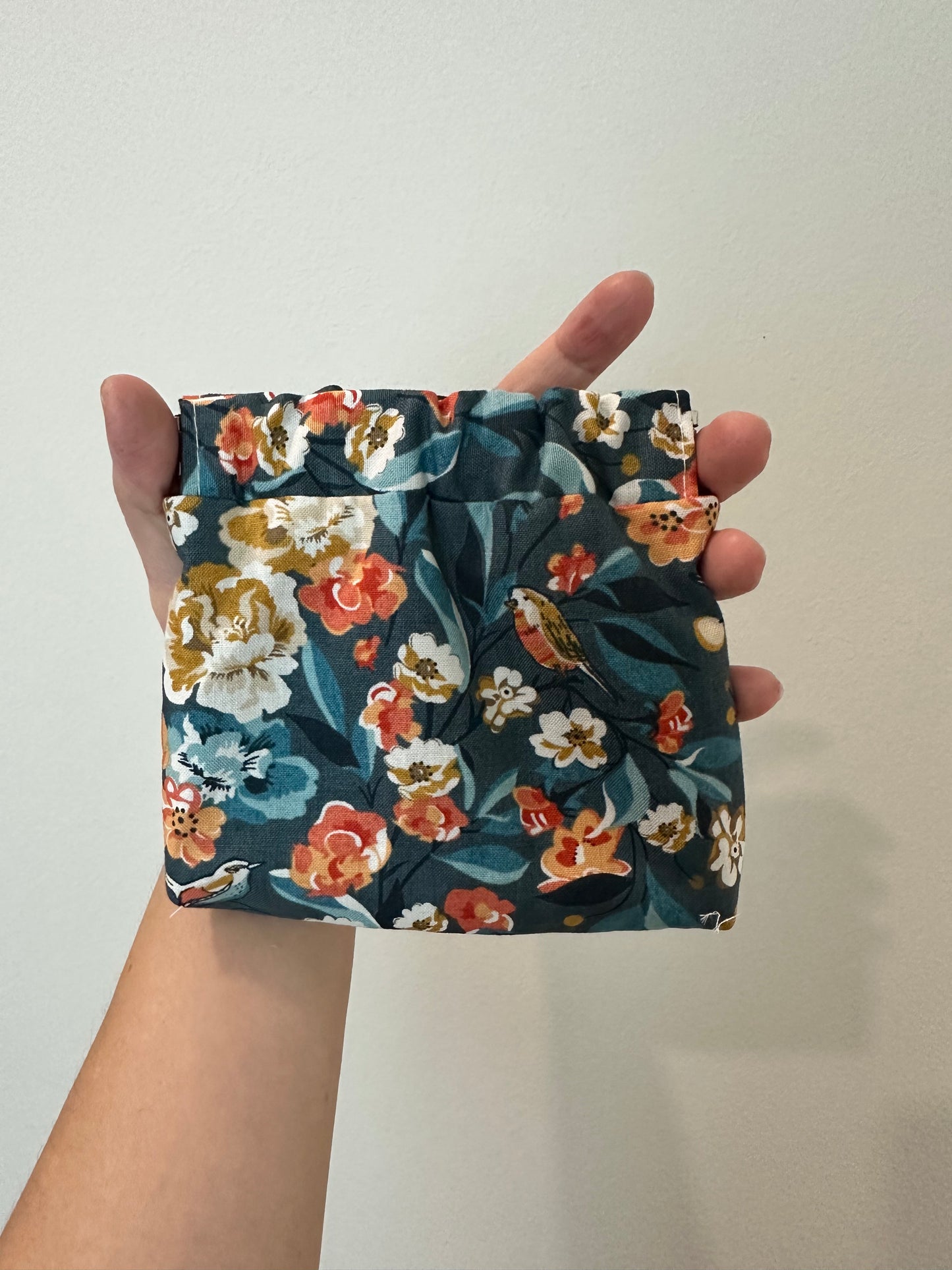 Fabric squeeze pouch- Autumn 2