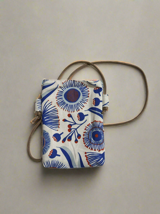 Canvas X-body pouch